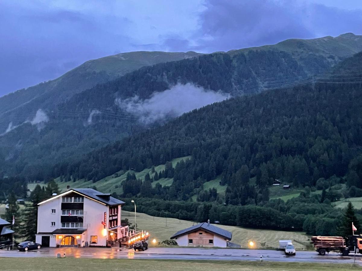 Hotel Restaurant Gommerhof Reckingen Eksteriør bilde