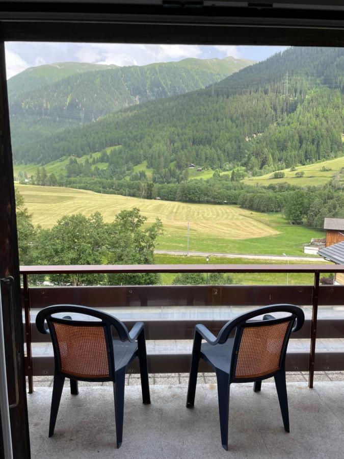 Hotel Restaurant Gommerhof Reckingen Eksteriør bilde