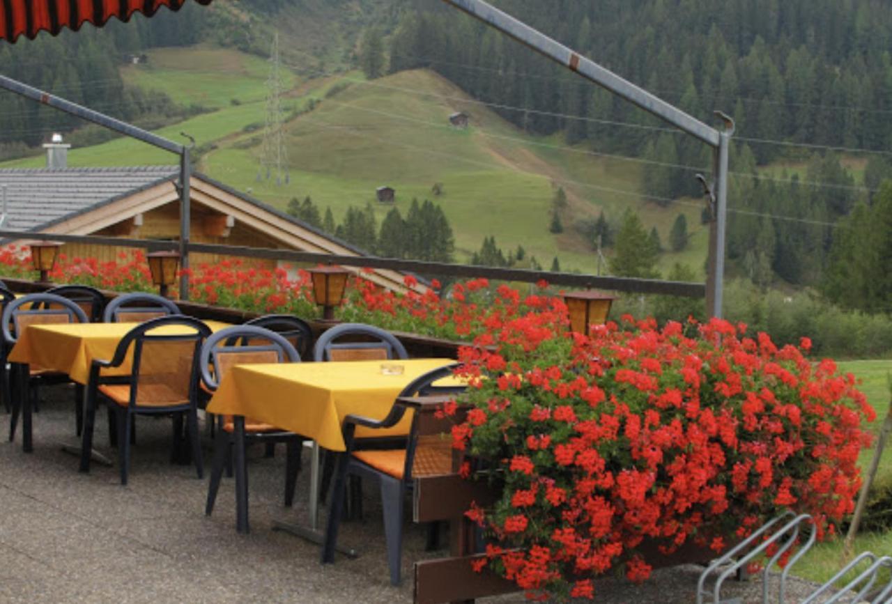 Hotel Restaurant Gommerhof Reckingen Eksteriør bilde