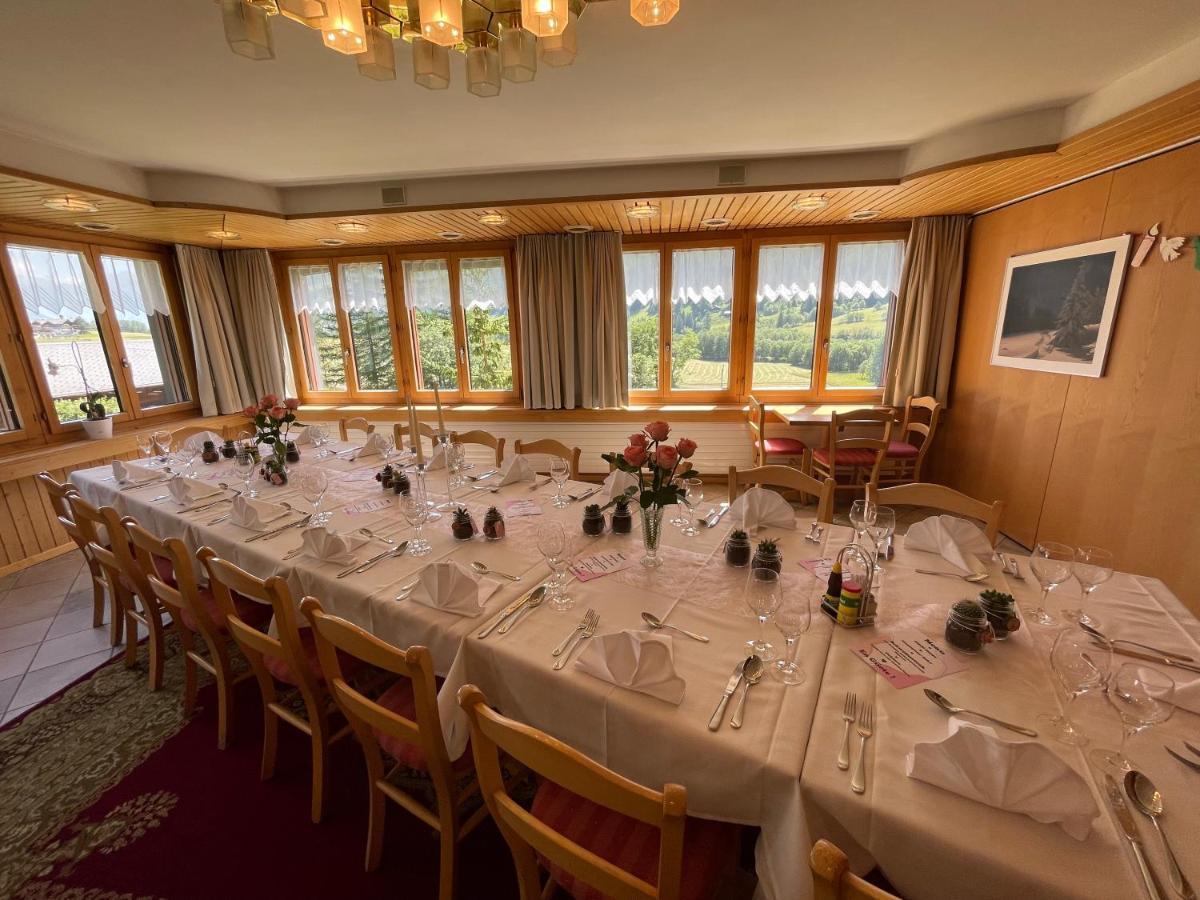 Hotel Restaurant Gommerhof Reckingen Eksteriør bilde